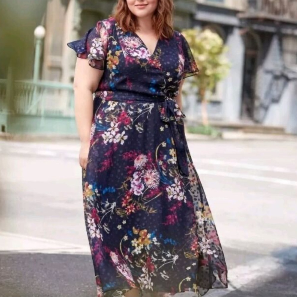 LANE BRYANT FLORAL CHIFFON CLIP DOT SURPLICE MAXI DRESS - Picture 3 of 14